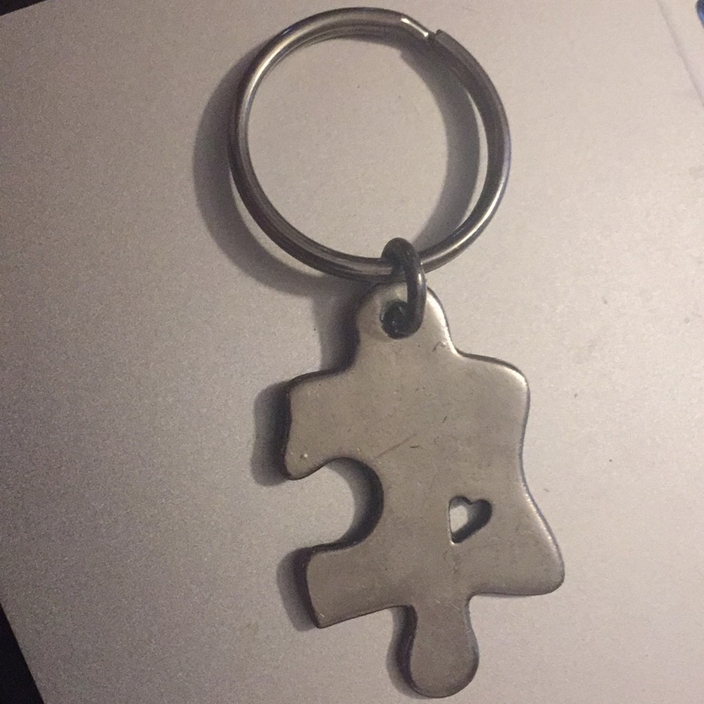 “Best” Keychain - Picture 3 of 3
